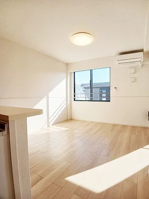 佐賀県のマンスリーマンション・ウィークリーマンション「ヒカルサ鳥栖今泉ノース 202・洋室(No.1257443)」メイン画像