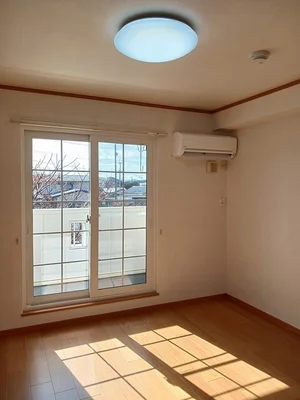 のマンスリーマンション・ウィークリーマンション「アンジェリカ　Ｅ 201・洋室(No.1257466)」メイン画像