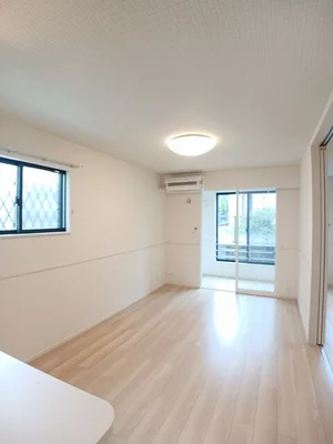 綾歌郡綾川町のマンスリーマンション・ウィークリーマンション「ＪＡＤＡ　Ｈｏｕｓｅ滝宮Ｃ 101・洋室(No.1257511)」メイン画像