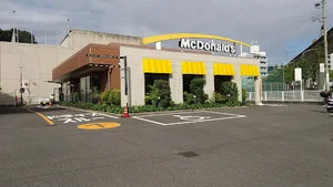 マクドナルド 広島大町店まで徒歩12分
