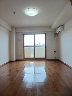 岩手大学理工学部周辺のマンスリーマンション・ウィークリーマンション「Ｃｏｎ　Ｂｒｉｏ 303・洋室(No.1257709)」メイン画像