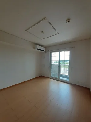 磐田市のマンスリーマンション・ウィークリーマンション「Ｌｉｖｅｒｔｙ　ｄｒｅａｍ　Ⅶ 101・洋室(No.1257828)」メイン画像