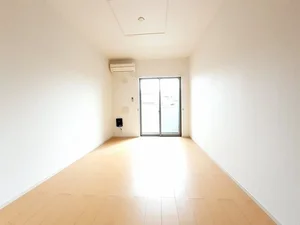 岐阜県のマンスリーマンション・ウィークリーマンション「フラン・ドゥ・アーサーⅡ 103・洋室(No.1257882)」メイン画像