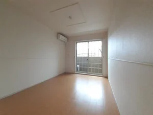 のマンスリーマンション・ウィークリーマンション「シェーネ　康 103・洋室(No.1257962)」メイン画像