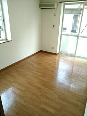 高知県のマンスリーマンション・ウィークリーマンション「ソレアード　高岡 101・洋室(No.1258004)」メイン画像