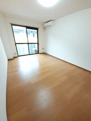 のマンスリーマンション・ウィークリーマンション「カーサ・ソレアードⅡ番館 201・洋室(No.1258026)」メイン画像