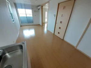 のマンスリーマンション・ウィークリーマンション「コスモ　コーポＡ 202・洋室(No.1258039)」メイン画像