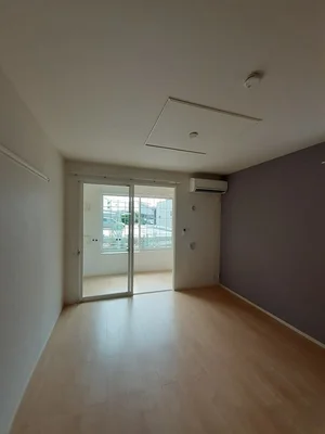 のマンスリーマンション・ウィークリーマンション「バーミィ　クレマチス　Ａ 101・洋室(No.1258179)」メイン画像