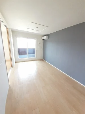 のマンスリーマンション・ウィークリーマンション「カルム・プロムナードⅢ 202・洋室(No.1258316)」メイン画像