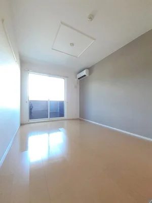 のマンスリーマンション・ウィークリーマンション「フェリーチェＢ 102・洋室(No.1258336)」メイン画像