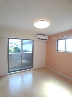 のマンスリーマンション・ウィークリーマンション「ルミウスⅡ　Ｂ 101・洋室(No.1258347)」メイン画像