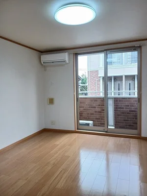 のマンスリーマンション・ウィークリーマンション「フラン　ブリッサ　Ａ 105・洋室(No.1258383)」メイン画像