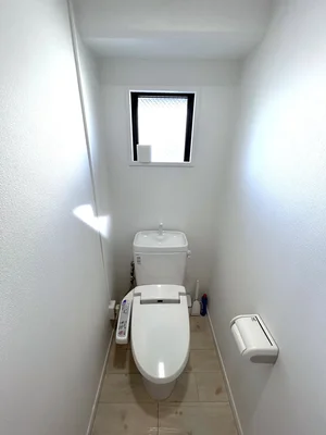 温水暖房便座付きで人気の設備！