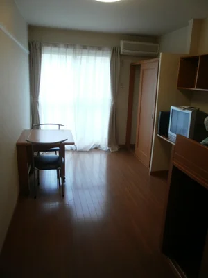 のマンスリーマンション・ウィークリーマンション「レオパレスＷｏｏｄ　Ｂｅｌｌ 103(No.1258507)」メイン画像