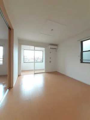 富山県のマンスリーマンション・ウィークリーマンション「ヴァン・グラースⅠ 201・洋室(No.1258873)」メイン画像