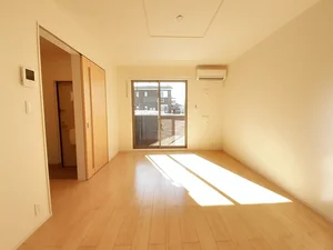 岐阜県のマンスリーマンション・ウィークリーマンション「ノーブル　グラス　Ⅱ 101・洋室(No.1258903)」メイン画像