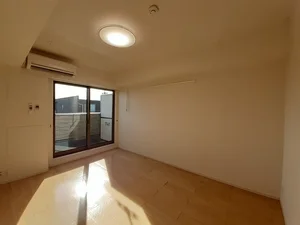 のマンスリーマンション・ウィークリーマンション「パセオ　ヴェルデ 302・洋室(No.1258915)」メイン画像