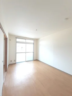 高松市のマンスリーマンション・ウィークリーマンション「西原エルデイム 201・洋室(No.1259054)」メイン画像