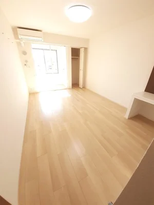 山口県のマンスリーマンション・ウィークリーマンション「スプリング・ライクⅡ 102・洋室(No.1259099)」メイン画像