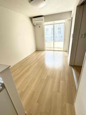 のマンスリーマンション・ウィークリーマンション「カーサ・ピアッツァ　晴海 101・洋室(No.1259103)」メイン画像