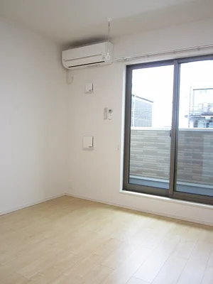 のマンスリーマンション・ウィークリーマンション「ルミエール中坪 202・洋室(No.1259219)」メイン画像