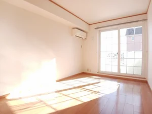 のマンスリーマンション・ウィークリーマンション「ファミーユＢ 102・洋室(No.1259294)」メイン画像