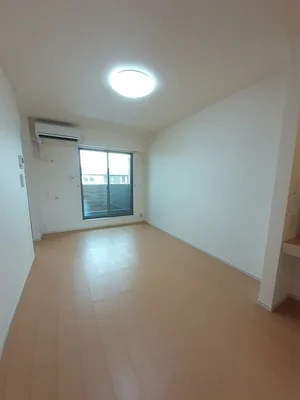 香川県のマンスリーマンション・ウィークリーマンション「ルーベル柞原 205・洋室(No.1259368)」メイン画像