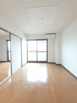 広島県のマンスリーマンション・ウィークリーマンション「コスモロージュマン 301・洋室(No.1259378)」メイン画像