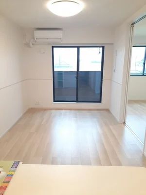 小林市のマンスリーマンション・ウィークリーマンション「ＶＲ４６　Ⅱ 201・洋室(No.1259416)」メイン画像