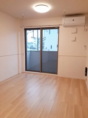 のマンスリーマンション・ウィークリーマンション「メゾン・ド・アン 102・洋室(No.1259895)」メイン画像