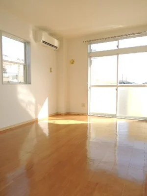 のマンスリーマンション・ウィークリーマンション「ニューシティ大箸 201・洋室(No.1260292)」メイン画像