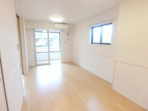 大垣市のマンスリーマンション・ウィークリーマンション「ベル　フルーＢ 105・洋室(No.1260302)」メイン画像