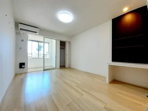 岐阜県のマンスリーマンション・ウィークリーマンション「ラ　カーサ　Ｍ’ｓ　Ⅲ 101・洋室(No.1260310)」メイン画像