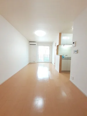 広島県のマンスリーマンション・ウィークリーマンション「プリーマクラッセⅠ 104・洋室(No.1260377)」メイン画像