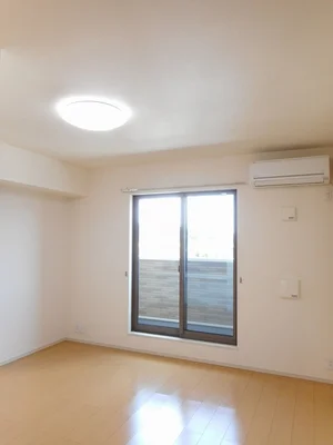 広島県のマンスリーマンション・ウィークリーマンション「プティ　ヴィラージュ　千田 202・洋室(No.1260380)」メイン画像