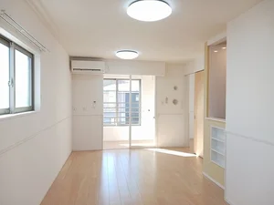 のマンスリーマンション・ウィークリーマンション「ロハス　Ⅲ 204・洋室(No.1260454)」メイン画像