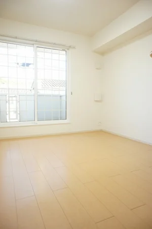 のマンスリーマンション・ウィークリーマンション「ハイジー　ミヤタ　Ⅱ 202・洋室(No.1260649)」メイン画像