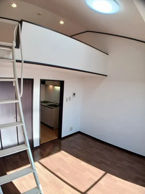 のマンスリーマンション・ウィークリーマンション「メルベーユ 202・洋室(No.1260881)」メイン画像