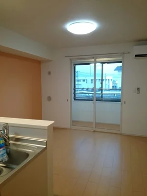 新潟市西区のマンスリーマンション・ウィークリーマンション「ラウム 202・洋室(No.1260898)」メイン画像