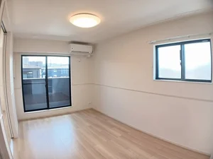 のマンスリーマンション・ウィークリーマンション「グレイス加茂　Ⅰ 204・洋室(No.1261000)」メイン画像