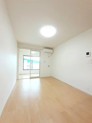 愛媛県のマンスリーマンション・ウィークリーマンション「ルラシオンエヌⅡ 102・洋室(No.1261083)」メイン画像