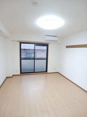 のマンスリーマンション・ウィークリーマンション「カーサ船越南 201・洋室(No.1261091)」メイン画像