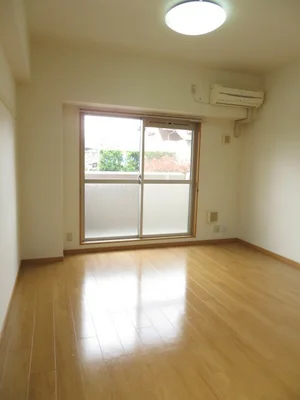 のマンスリーマンション・ウィークリーマンション「ル・レーヴ 101・洋室(No.1261112)」メイン画像