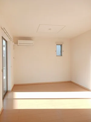 のマンスリーマンション・ウィークリーマンション「ソレイユ稗田 102・洋室(No.1261143)」メイン画像