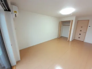 福岡県のマンスリーマンション・ウィークリーマンション「ミックス　ドアーズ 204・洋室(No.1261254)」メイン画像