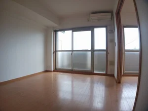 福島県のマンスリーマンション・ウィークリーマンション「マンション　グランデ　カナバ 205・洋室(No.1261331)」メイン画像