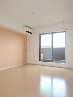 のマンスリーマンション・ウィークリーマンション「コットン　ヴィラ・ノースⅢ 203・洋室(No.1261340)」メイン画像