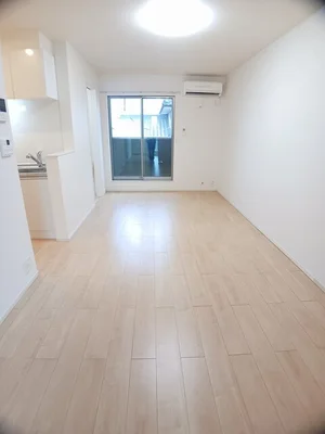 のマンスリーマンション・ウィークリーマンション「ラ・ベレッサ 204・洋室(No.1261440)」メイン画像