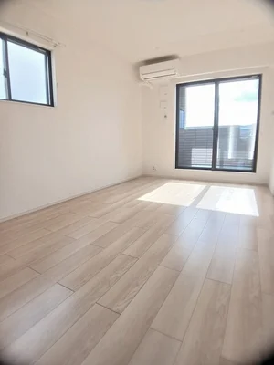 のマンスリーマンション・ウィークリーマンション「ジェネシスⅥ 203・洋室(No.1261447)」メイン画像