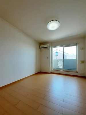 愛媛県のマンスリーマンション・ウィークリーマンション「メゾン・ド・ナチュール 205・洋室(No.1261454)」メイン画像